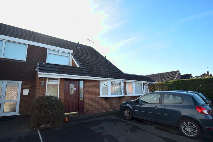 6 Bedroom Semi-Detached House To Rent In Vineyard Road, Newport, TF10