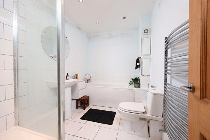 1 Bedroom Apartment For Sale In Apsley Road | Clifton, BS8