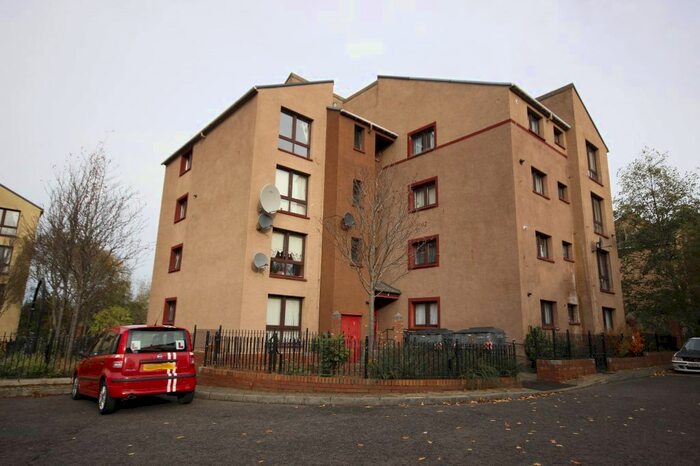 2 Bedroom Flat To Rent In Flat, Greenacre, Wester Hailes, Edinburgh, EH14