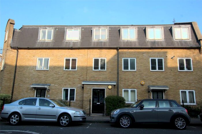 3 Bedroom Flat To Rent In Jamaica Street, London, E1