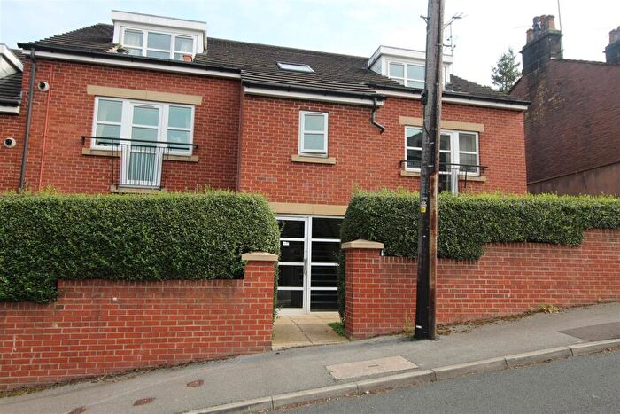 2 Bedroom Flat To Rent In Vicarage Mews, Leeds, LS5