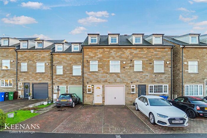 3 Bedroom Terraced House For Sale In Higher Mill Street, Rossendale, BB4