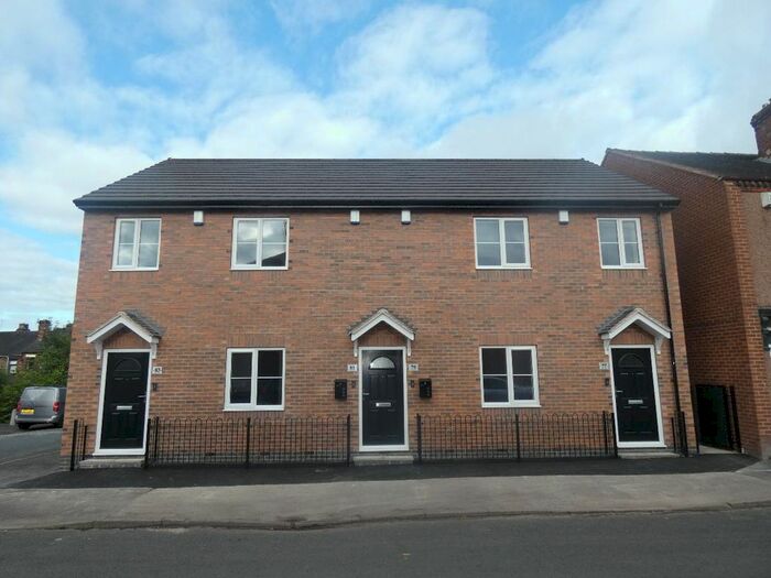 1 Bedroom Flat To Rent In Edward Street, Fenton Stoke-On-Trent, ST4