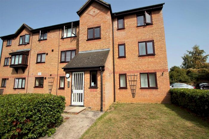 1 Bedroom Flat To Rent In Moorymead Close, Watton At Stone, SG14