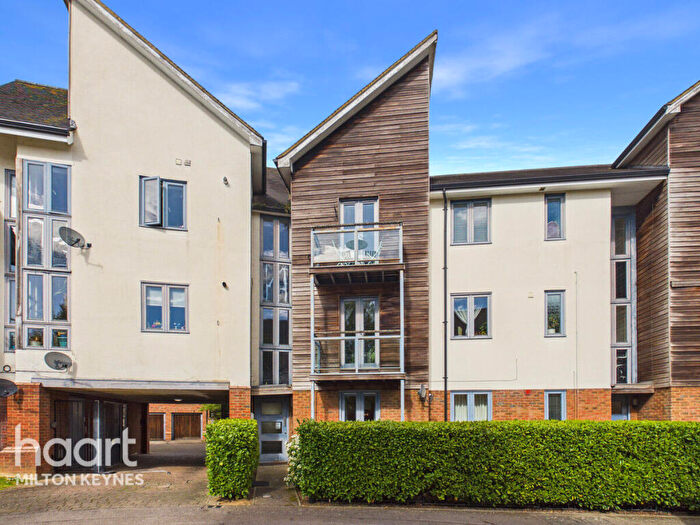 2 Bedroom Apartment For Sale In Cavan Way, Milton Keynes, MK10