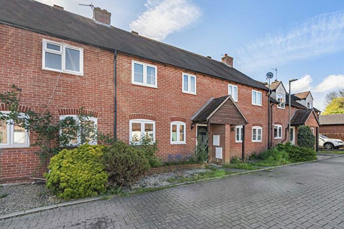 3 Bedroom Terraced House For Sale In Farmstead Close, Wantage, OX12