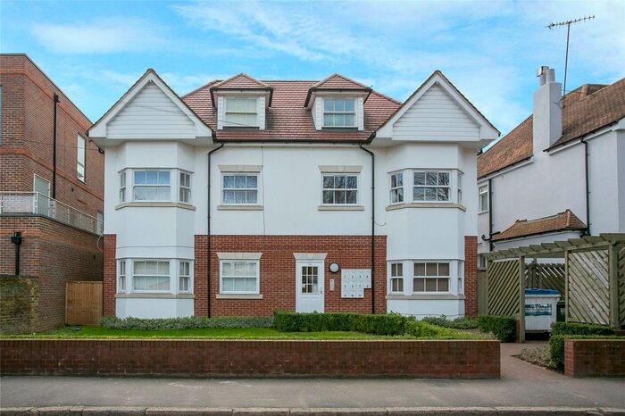 1 Bedroom Flat To Rent In Flat 7 14 Rosslyn Road, Watford, Hertfordshire WD18