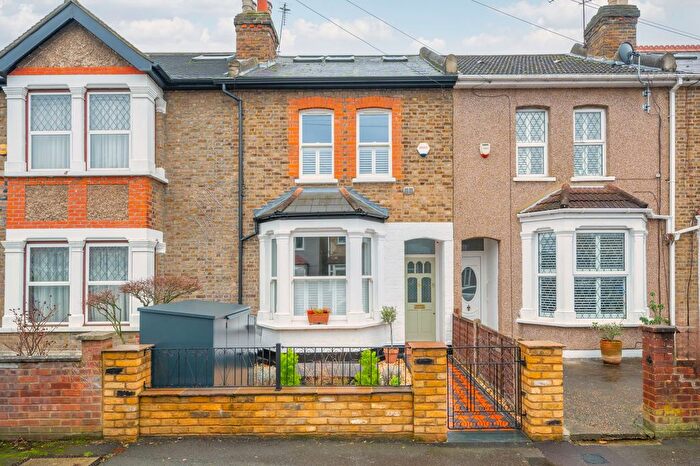 5 Bedroom Terraced House For Sale In Park Road, Hounslow, TW3