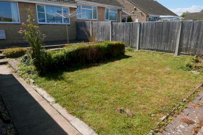 2 Bedroom Semi-Detached Bungalow For Sale In Paynes Meadow, Whitminster, Gloucester, GL2