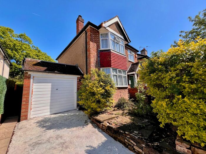 3 Bedroom Detached House To Rent In Studland Road, London, W7