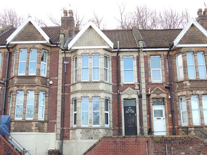 1 Bedroom Flat To Rent In Bath Road, Arnos Vale, Bristol, BS4