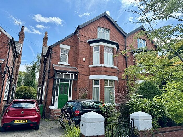 5 Bedroom Semi-detached House For Sale In Ellesmere Road, Chorlton, M21