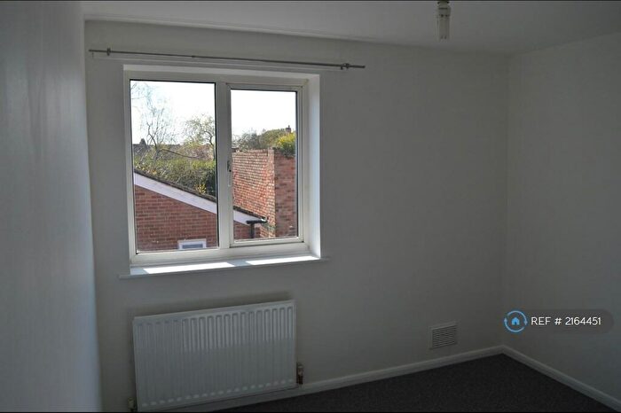 2 Bedroom Flat To Rent In Alvaston, Derby, DE24