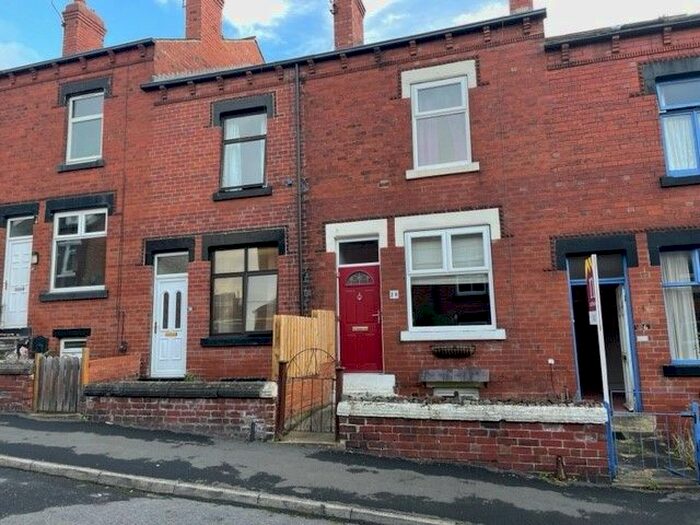 3 Bedroom Detached House To Rent In Greenwood Mount, Meanwood, Leeds, LS6