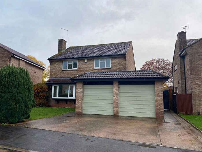 4 Bedroom Detached House To Rent In Ravendale Drive, Bristol, BS30