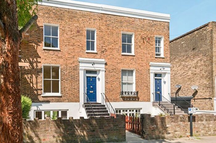 2 Bedroom Terraced House To Rent In Mortimer Road, London, N1