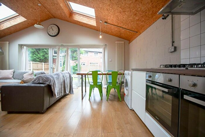 8 Bedroom Detached House To Rent In Ladybarn Crescent, Manchester, Greater Manchester, M14