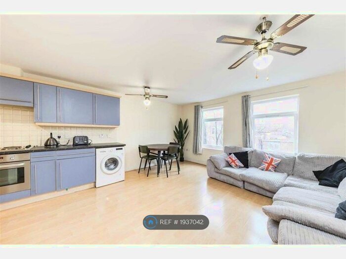 2 Bedroom Flat To Rent In Latvia Court, London, SE17