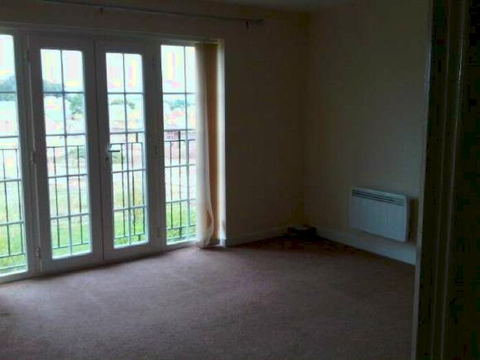 2 Bedroom Apartment To Rent In Birkby Close Hamilton, Leicester, LE5