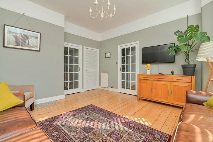3 Bedroom Semi-Detached Bungalow For Sale In Galadale Drive, Newtongrange, Midlothian, EH22