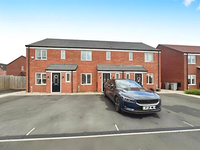 3 Bedroom Terraced House For Sale In Bluebell Wood Lane, Clipstone Village, NG21