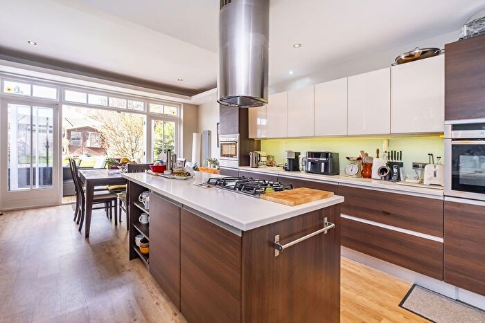 4 Bedroom Terraced House To Rent In The Crescent, London, SW19