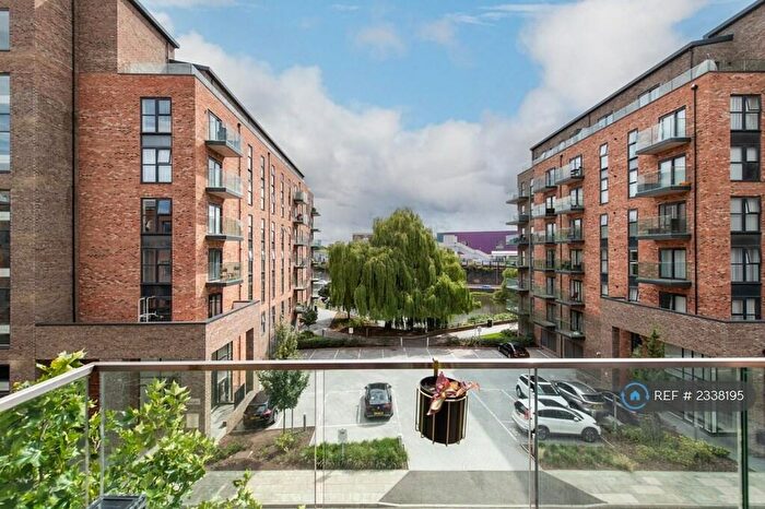 2 Bedroom Flat To Rent In James Smith Court, Dartford, DA1