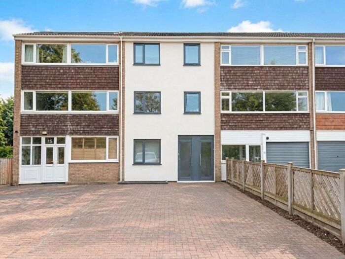 1 Bedroom Flat To Rent In Wheatley Lane, Ilkley, LS29