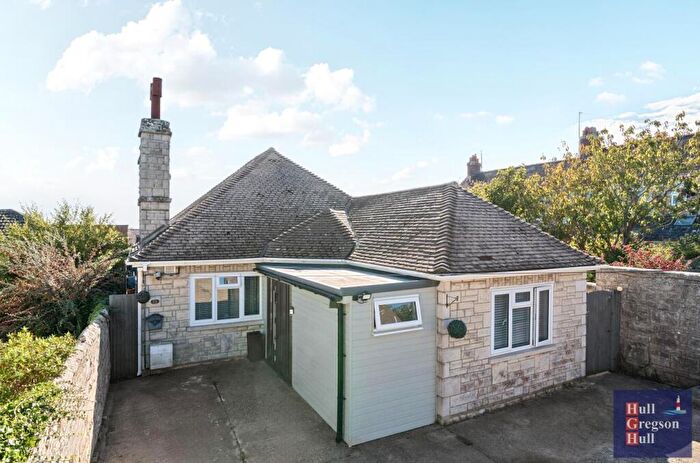 6 Bedroom Bungalow For Sale In Channel View Road, Portland, DT5