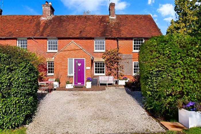 4 Bedroom Semi-Detached House For Sale In Brickhurst Lane, Laughton, Lewes, BN8