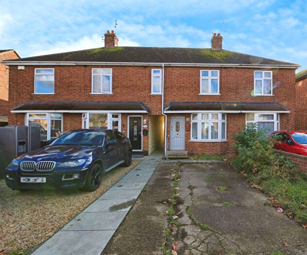 3 Bedroom Terraced House For Sale In Oxney Road, Peterborough, PE1