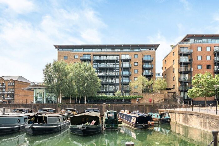 2 Bedroom Flat For Sale In Medland House, Branch Road, London, E14