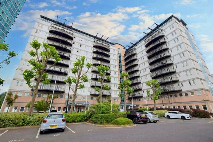 1 Bedroom Flat To Rent In Central House, Stratford, E15
