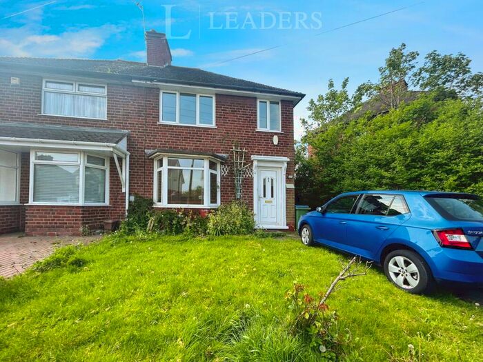 3 Bedroom Semi-Detached House To Rent In Hillfields, Smethwick, B67