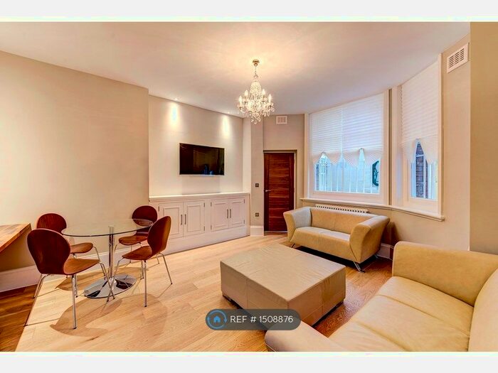 1 Bedroom Flat To Rent In Sloane Gardens, London, SW1W