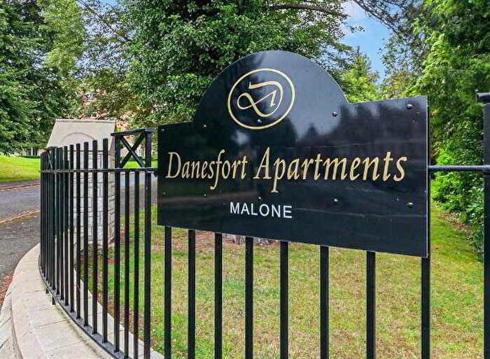 3 Bedroom Apartments For Sale In Danesfort, Belfast, BT9
