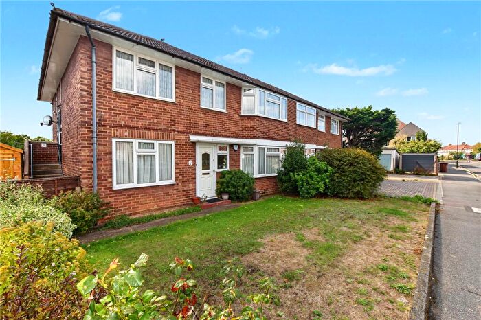 2 Bedroom Maisonette For Sale In Fairfield Road, Bexleyheath, DA7
