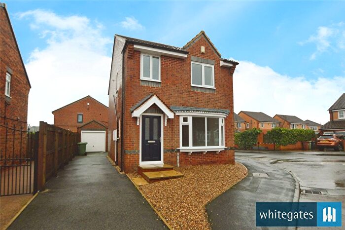 3 Bedroom Detached House For Sale In The Canter, Middleton, Leeds, West Yorkshire, LS10