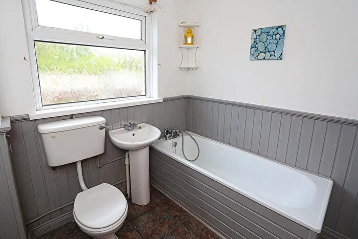 2 Bedroom Apartments For Sale In Willowbrook Gardens, Bangor, BT19
