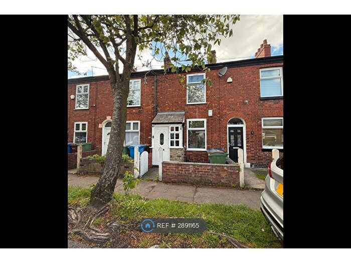 2 Bedroom Terraced House To Rent In Lowndes Lane, Stockport, SK2