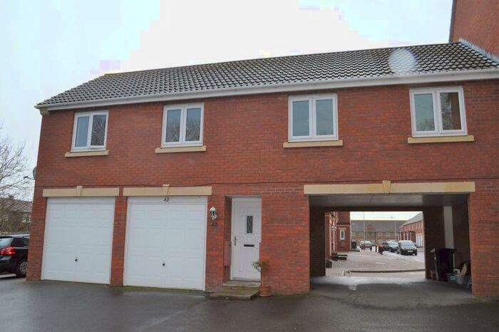 2 Bedroom Coach House To Rent In Ankatel Close, Weston-Super-Mare, BS23