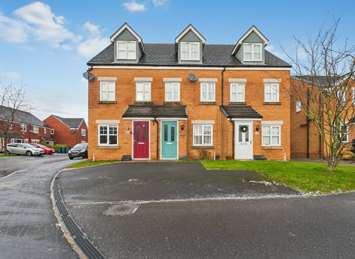 3 Bedroom Town House For Sale In Beacon Green, Skelmersdale, WN8