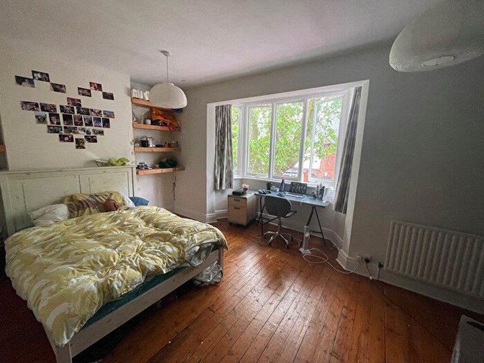 4 Bedroom House To Rent In Fosse Road South, Leicester, LE3
