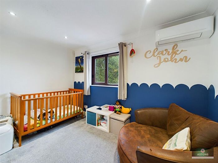 2 Bedroom Terraced House For Sale In Guinevere Road, Ifield, Crawley, RH11