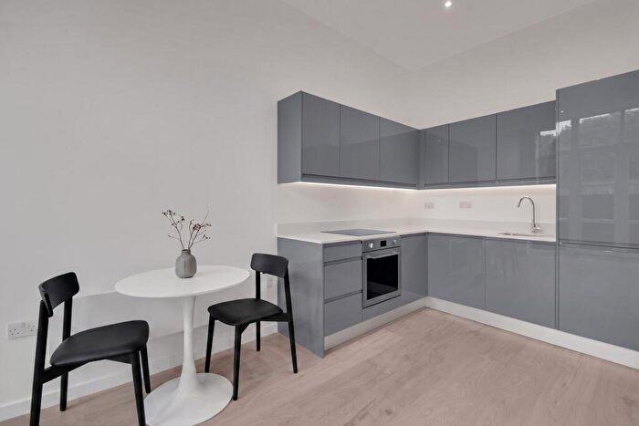 1 Bedroom Flat To Rent In **Limited Offer: £. Rent Contribution - Sunrise Parkway, Milton Keynes, MK14