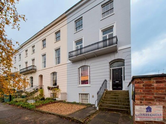 1 Bedroom Flat To Rent In Clarence Square, Cheltenham, GL50
