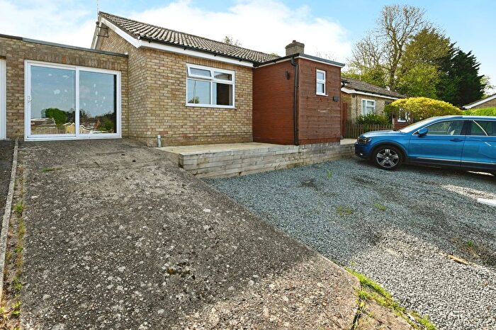 2 Bedroom Bungalow For Sale In St. Marys Close, Snettisham, King's Lynn, Norfolk, PE31