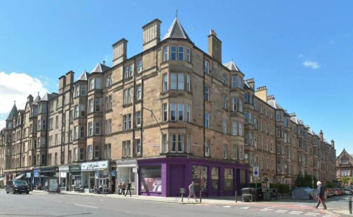 2 Bedroom Flat To Rent In Bruntsfield Place, Edinburgh, EH10