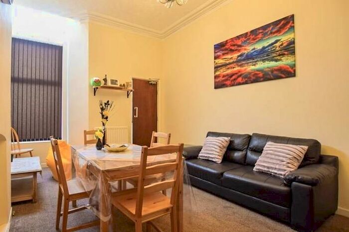 4 Bedroom Terraced House To Rent In John Street, Hanley, Stoke-On-Trent, ST1