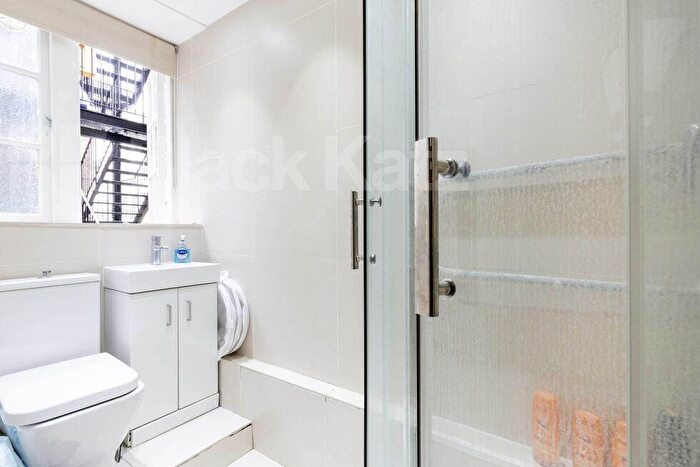 3 Bedroom Flat For Sale In Melcombe Court, Dorset Square, Baker Street, NW1